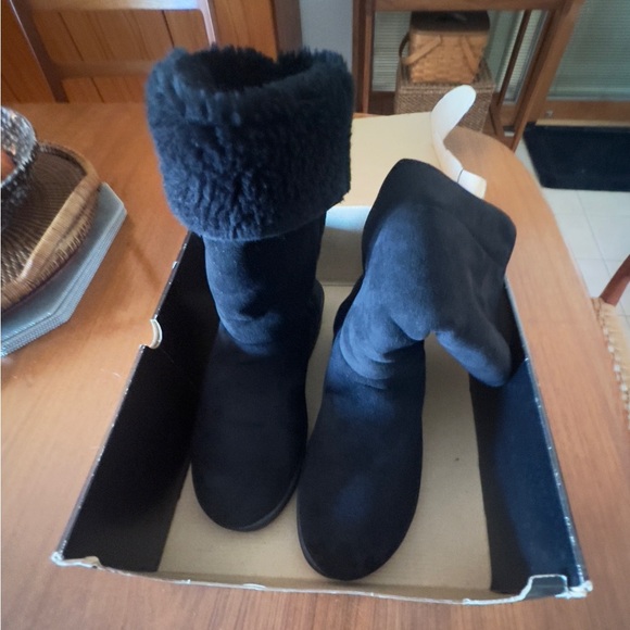 Arcopedio Milan2 Women’s Boot with Faux Fur Lining. Black. Vegan.Size 41 - Picture 13 of 14